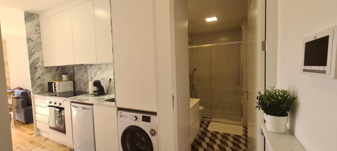 Merc Porto Estudio 245 Exteriör bild